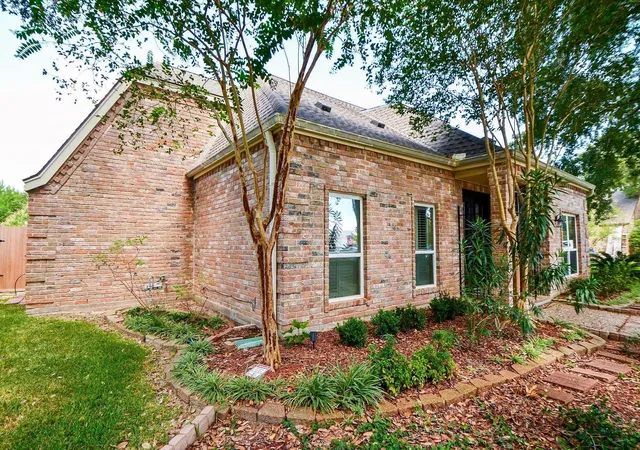 3rd image of 814 S Fry Rd, Katy, TX 77450 | MLS# 10592598