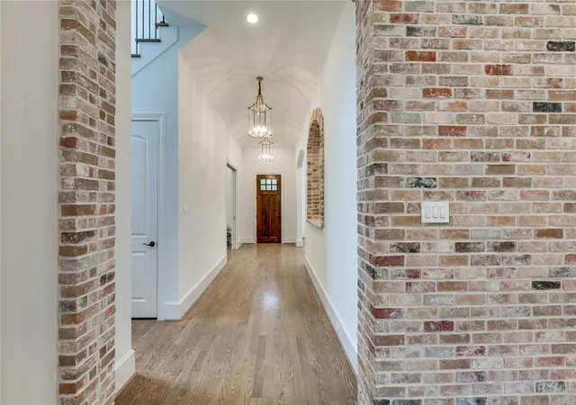 4th image of 3302 Elmridge St, Houston, TX 77025 | MLS# 91763359