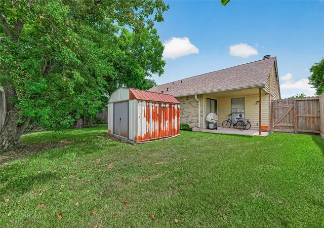 Photo 4 of Sale Pending at 619 Jeff Davis Dr, Richmond, TX 77469 | MLS# 3062690 | Listing updated on 2026-10-08