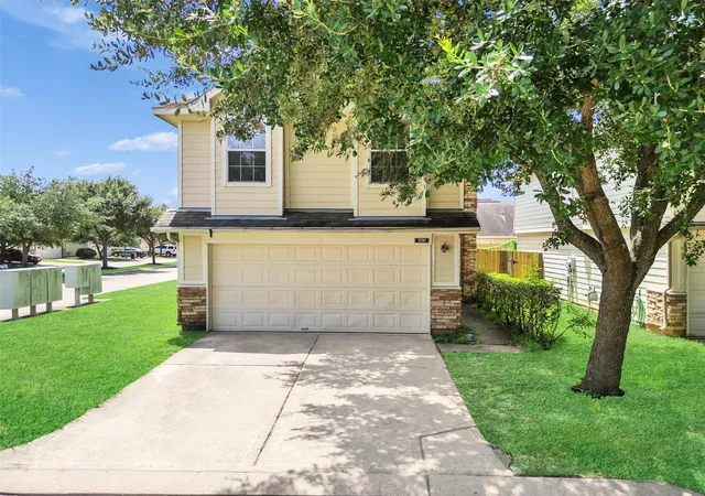 Photo 3 of Single family home for sale at 3710 Windmill Village Dr, Houston, TX 77082 | MLS# 48197178 | Listing updated on 2026-08-17