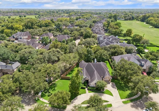 2nd image of 9514 Tallow Ct, Missouri City, TX 77459 | MLS# 48608900
