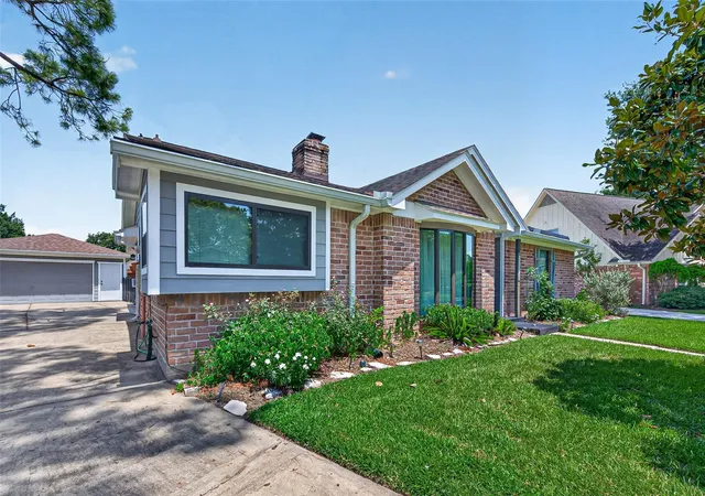 Photo 2 of Sale Pending at 11818 Meadowdale Dr, Meadows Place, TX 77477 | MLS# 97401245 | Listing updated on 2026-09-09