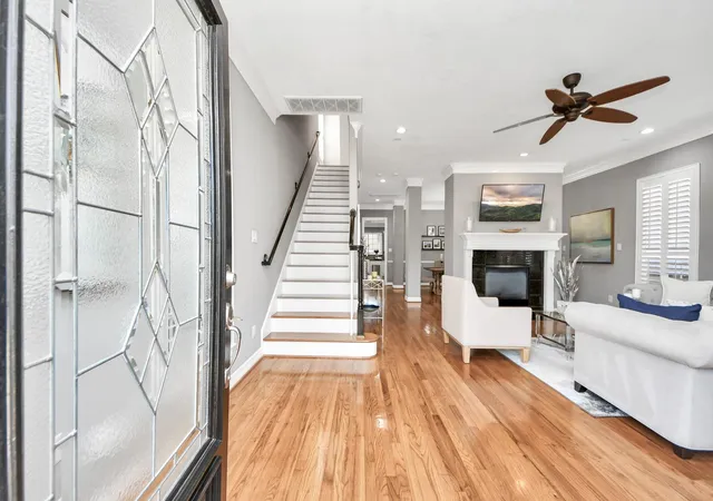 Photo 4 of Sale Pending at 1526 W 25th Street #A, Houston, TX 77008 | MLS# 71887640 | Listing updated on 2026-08-26