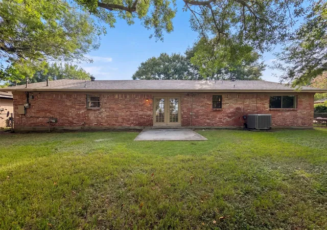 Photo 4 of Single family home for sale at 3506 Oxford Rd, Alvin, TX 77511 | MLS# 70776534 | Listing updated on 2026-09-10