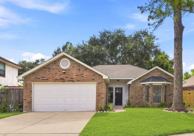 2nd image of 16306 Elmwood Point Ln, Sugar Land, TX 77498 | MLS# 50924210