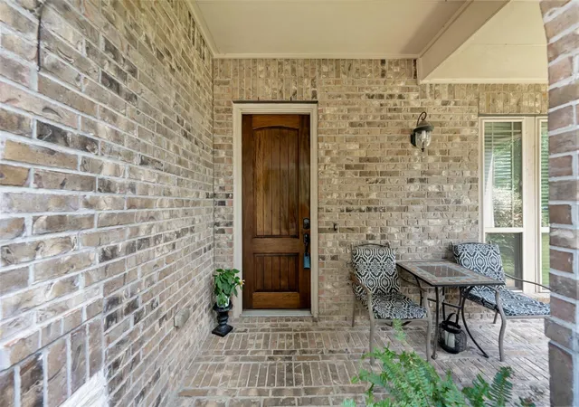 Photo 3 of Single family home for sale at 286 Overland Tr, Montgomery, TX 77316 | MLS# 39213501 | Listing updated on 2026-09-11