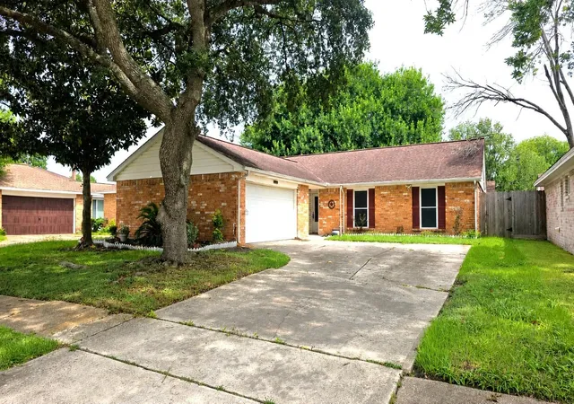 Photo 1 of Sale Pending at 9811 Rocky Holw Rd, La Porte, TX 77571 | MLS# 65103864 | Listing updated on 2026-09-18