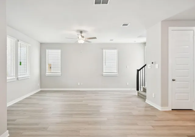 Photo 2 of Single family home for sale at 1007 Cedar Pl Ln, Missouri City, TX 77459 | MLS# 24841908 | Listing updated on 2026-10-10