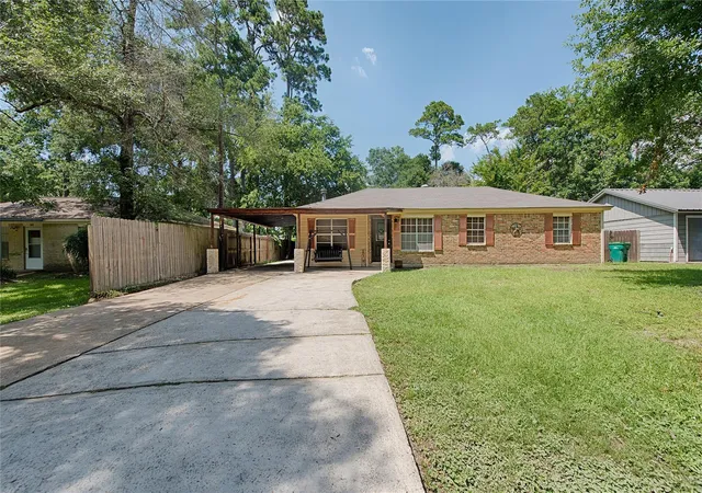 Photo 1 of Single family home for sale at 303 Spring Strm Bnd, Montgomery, TX 77316 | MLS# 83377178 | Listing updated on 2026-08-16