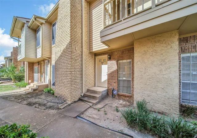 2nd image of 3600 Jeanetta St #604, Houston, TX 77063 | MLS# 57724487