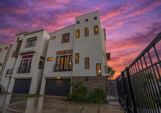 45th image of 7327 Shadyvilla Pointe Dr, Houston, TX 77055 | MLS# 81217818