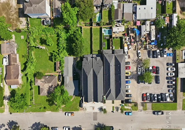 36th image of 827 W 16th St #A, Houston, TX 77008 | MLS# 89555500