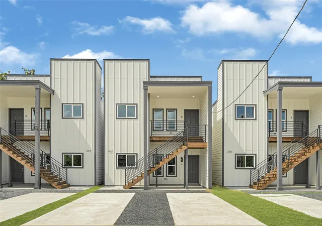 2nd image of 301 Bolden St, Houston, TX 77029 | MLS# 37404825