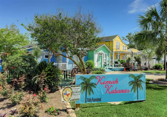 1st image of 701 7th St, Kemah, TX 77565 | MLS# 40635801