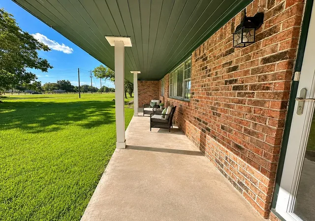 Photo 3 of Single family home for sale at 9264 Fm 1728, Pledger, TX 77468 | MLS# 24973106 | Listing updated on 2026-08-16
