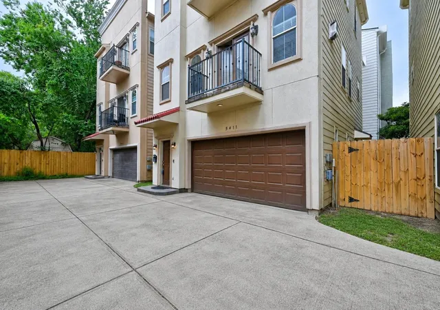 2nd image of 5411 Kansas St, Houston, TX 77007 | MLS# 63703284