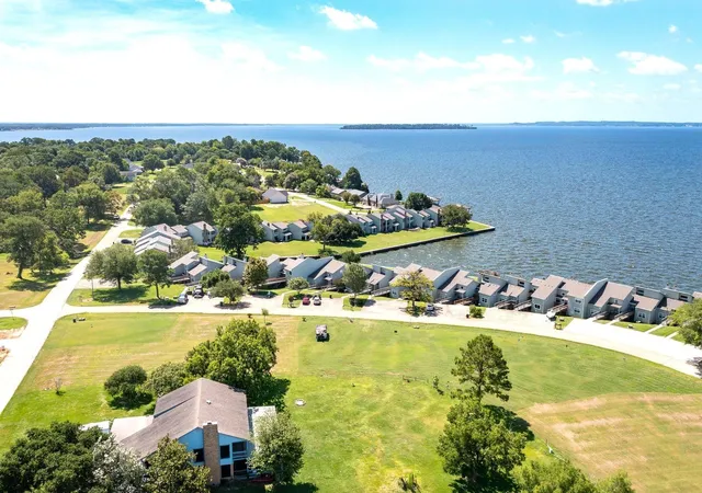 38th image of 100 Edgewater Dr #44, Livingston, TX 77351 | MLS# 6228846