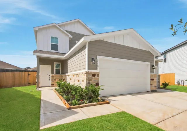 Photo 2 of Single family home for sale at 9724 Caney Bnd Rd, Conroe, TX 77303 | MLS# 35165059 | Listing updated on 2026-09-20