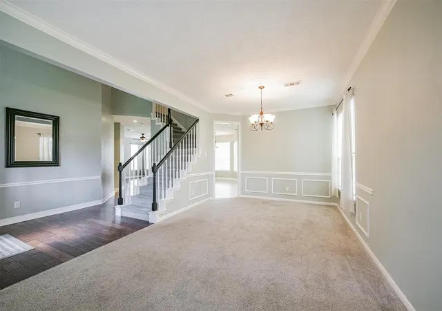 4th image of 2413 Piney Woods Dr, Pearland, TX 77581 | MLS# 17714576