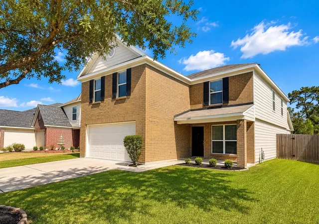 Photo 2 of Single family home for sale at 15911 Sheldon Ridge Way, Houston, TX 77044 | MLS# 78743950 | Listing updated on 2026-09-02