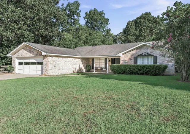 2nd image of 100 E Black Gum Ln, Village Mills, TX 77663 | MLS# 85964753