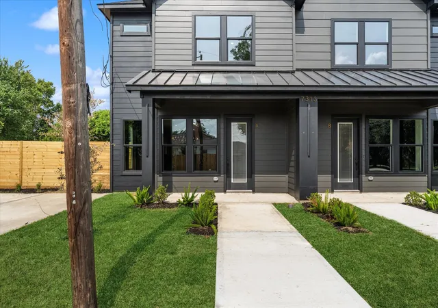 5th image of 7313 Tippett St #A/B, Houston, TX 77088 | MLS# 88234226