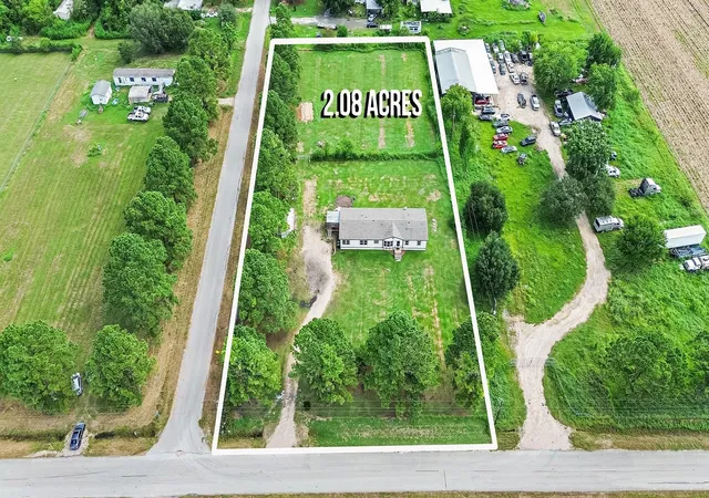 2nd image of 1715 Meyer Rd, Beasley, TX 77417 | MLS# 9387580