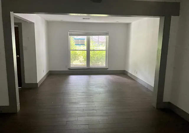 Photo 3 of Sale Pending at 2314 Creekleaf Rd, Houston, TX 77068 | MLS# 75990380 | Listing updated on 2026-09-12