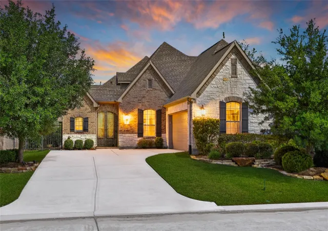 42nd image of 15 S Lochwood Wy, Tomball, TX 77375 | MLS# 83299308