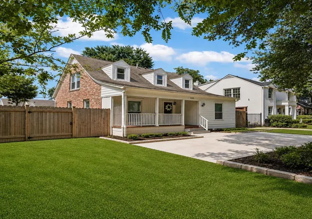 2nd image of 2438 Albans Rd, Houston, TX 77005 | MLS# 37176823