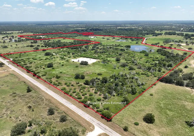 4th image of 1231 County Road 131, Ledbetter, TX 78946 | MLS# 86914762
