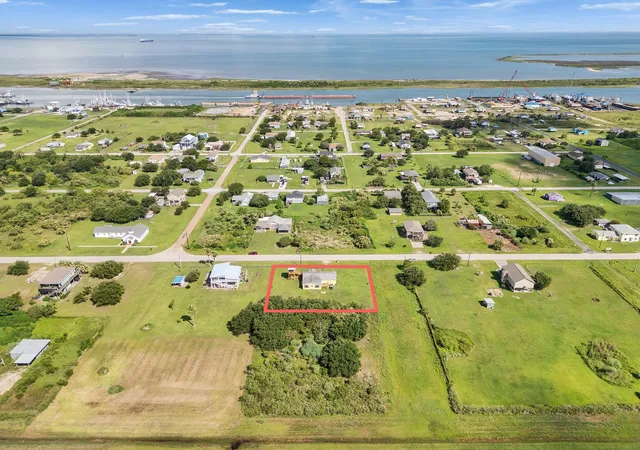 Photo 3 of Single family home for sale at 1222 Madison Ave, Port Bolivar, TX 77650 | MLS# 30103322 | Listing updated on 2026-08-10