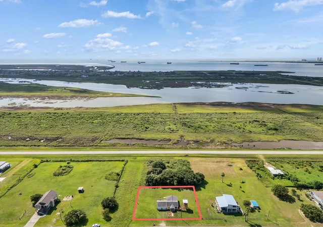 Photo 4 of Single family home for sale at 1222 Madison Ave, Port Bolivar, TX 77650 | MLS# 30103322 | Listing updated on 2026-08-10
