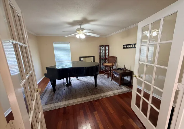 4th image of 2308 Winecup Ln, League City, TX 77573 | MLS# 92706558