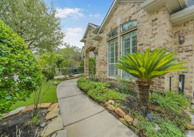 Photo 2 of Sale Pending at 25507 Long Iron Ct, Spring, TX 77389 | MLS# 26830163 | Listing updated on 2026-09-14