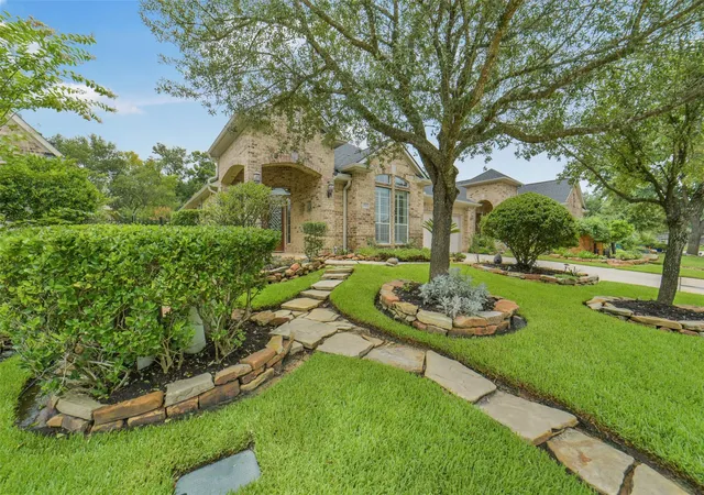 Photo 2 of Sale Pending at 25507 Long Iron Ct, Spring, TX 77389 | MLS# 26830163 | Listing updated on 2026-09-14