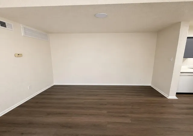 4th image of 10603 S Wilcrest Dr #49, Houston, TX 77099 | MLS# 71534323