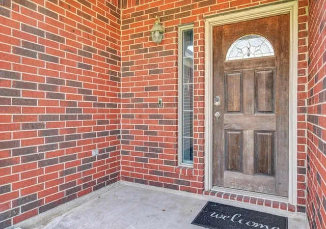 3rd image of 218 Lexington Ave, Clute, TX 77531 | MLS# 22616213