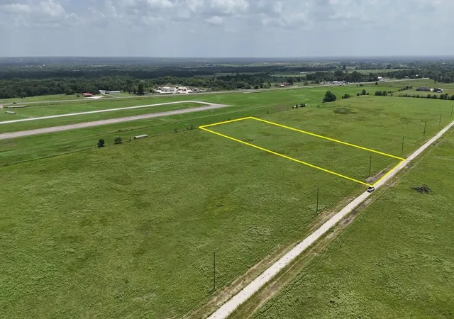 Photo 3 of Land for sale at P2l16 Limestone County Rd 463, Mexia, TX 76667 | MLS# 60633579 | Listing updated on 2026-09-11