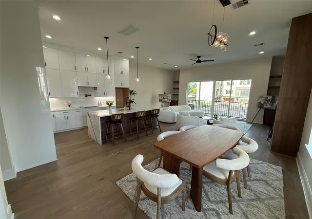 1st image of 5821 Winsome Ln, Houston, TX 77057 | MLS# 14888766