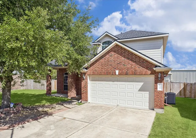 Single family home for sale at 5238 Kylie Springs Ln, Houston, TX 77066 | MLS# 53228136