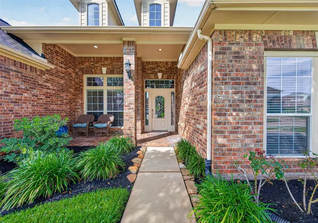3rd image of 22715 Wilbur Ln, Tomball, TX 77375 | MLS# 80476045