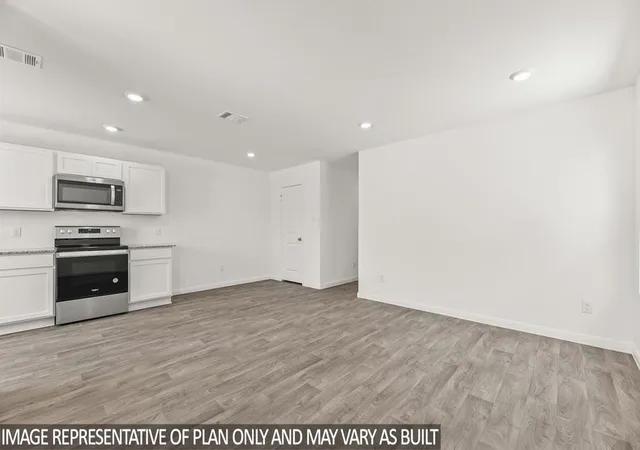 4th image of 10875 N N Baron Village Dr, Conroe, TX 77306 | MLS# 62363456