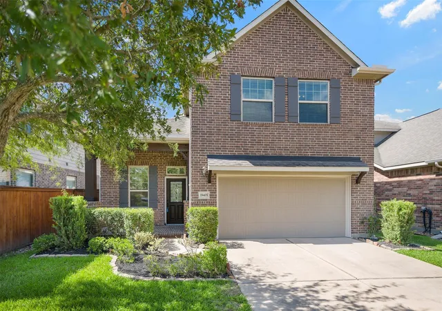 Photo 1 of Single family home for sale at 19403 S Cottonwood Green Ln, Cypress, TX 77433 | MLS# 24485401 | Listing updated on 2026-08-10
