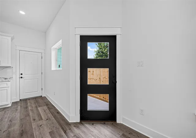 5th image of 6747 Liverpool St, Houston, TX 77021 | MLS# 85103272