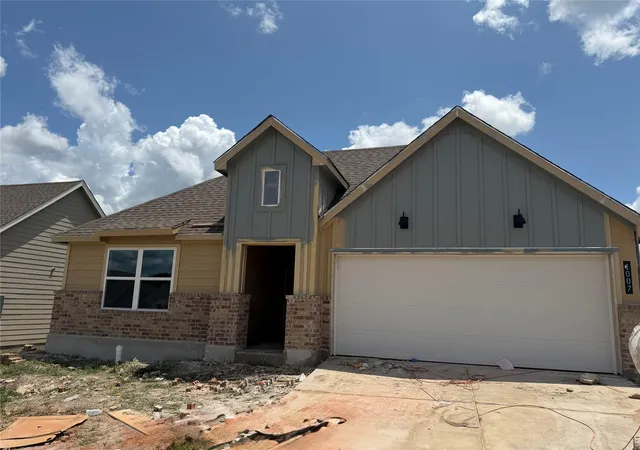 1st image of 1007 Legrand St, Brenham, TX 77833 | MLS# 32816794