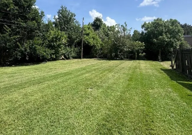 5th image of 985 Brockman St, Beaumont, TX 77705 | MLS# 52378307