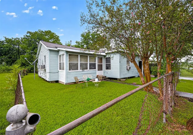 Photo 1 of Single family home for sale at 8013 Maxroy St, Houston, TX 77088 | MLS# 17616081 | Listing updated on 2026-08-29