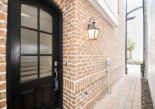3rd image of 5629 Cohn Mdw, Houston, TX 77007 | MLS# 66240772