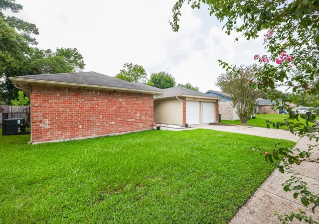 Photo 2 of Sale Pending at 20027 Chipplegate Ln, Humble, TX 77338 | MLS# 28272475 | Listing updated on 2026-09-19